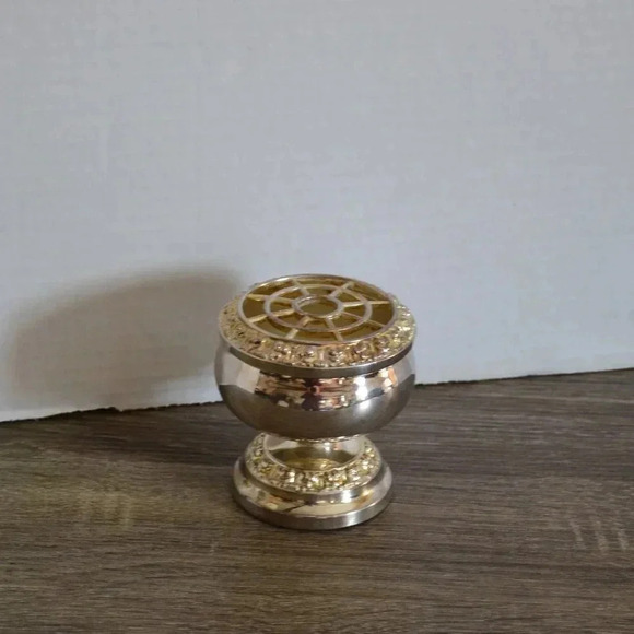 Vtg Silver Plated Floral  Frog - Picture 3 of 5